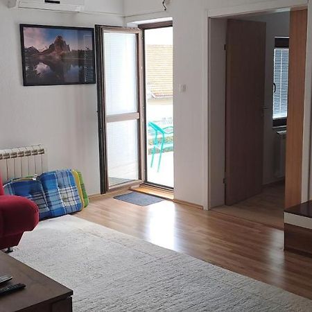 Apartmani Amira Trebin Dış mekan fotoğraf