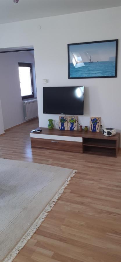 Apartmani Amira Trebin Dış mekan fotoğraf